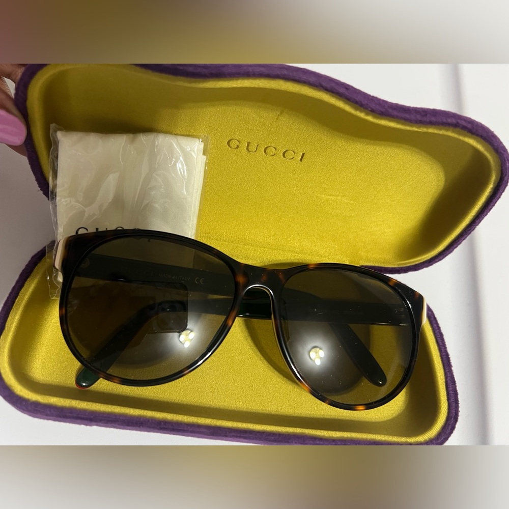 **Price Drop** Authentic Gucci Sunglasses